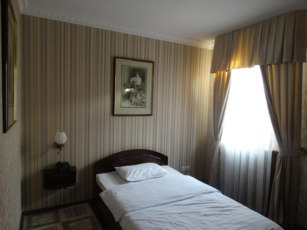 Hotel Nur M Taschkent Exterior foto