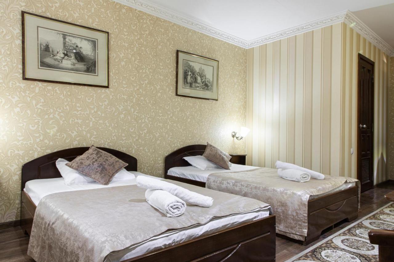Hotel Nur M Taschkent Exterior foto