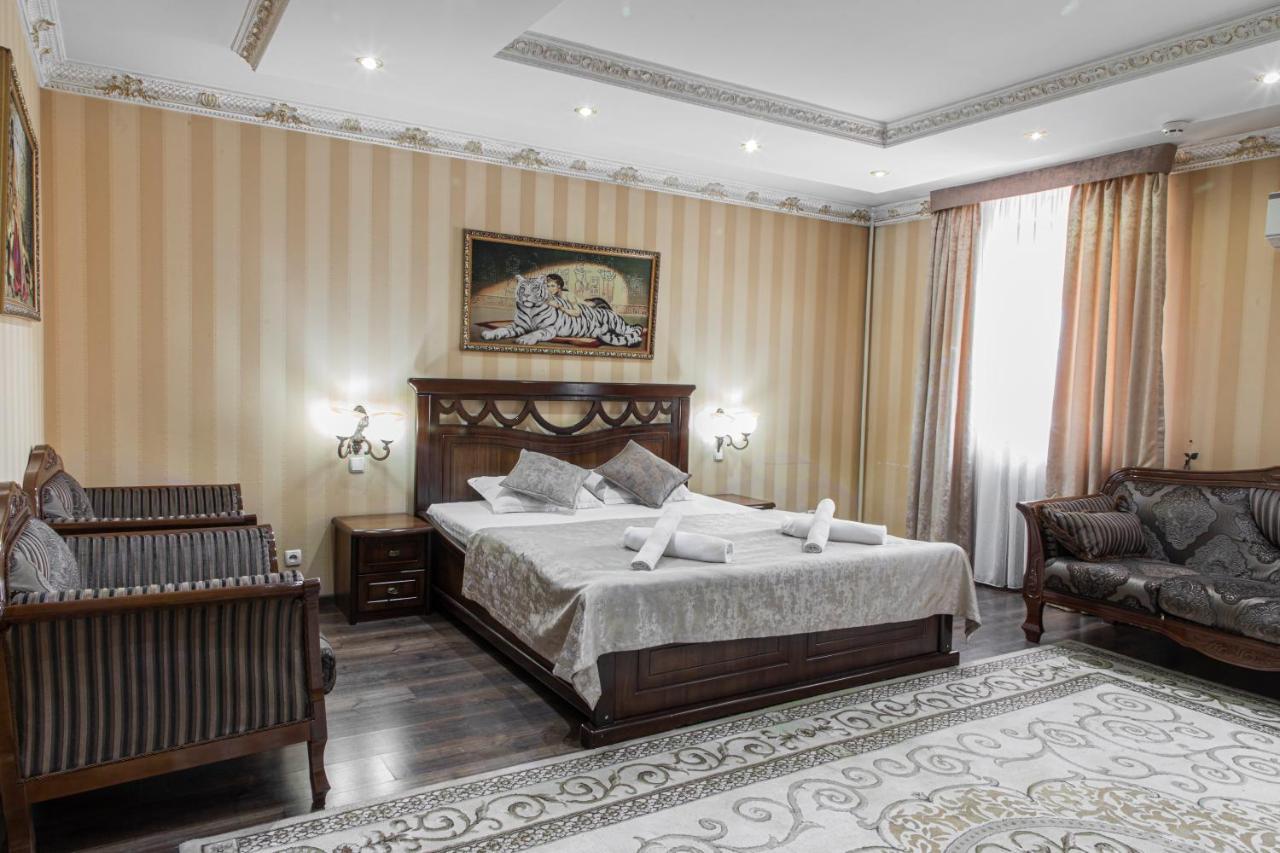 Hotel Nur M Taschkent Exterior foto
