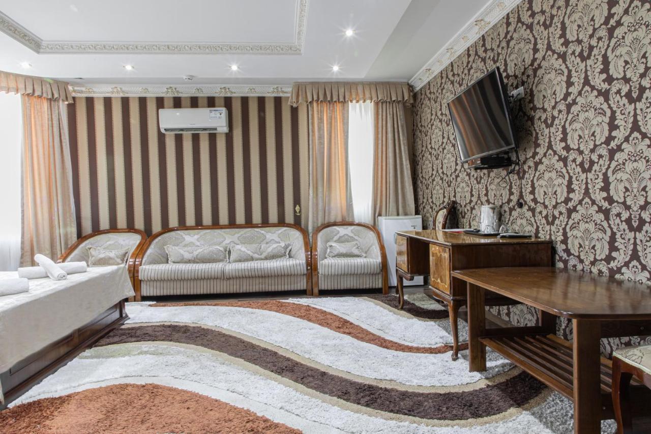 Hotel Nur M Taschkent Exterior foto