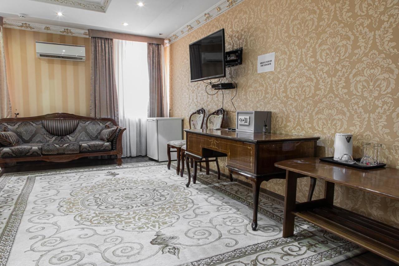 Hotel Nur M Taschkent Exterior foto