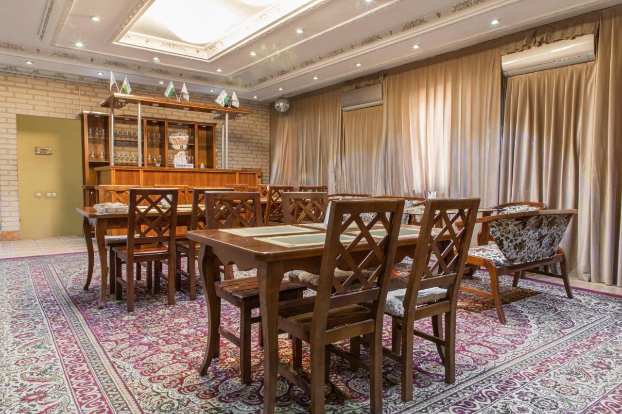 Hotel Nur M Taschkent Exterior foto