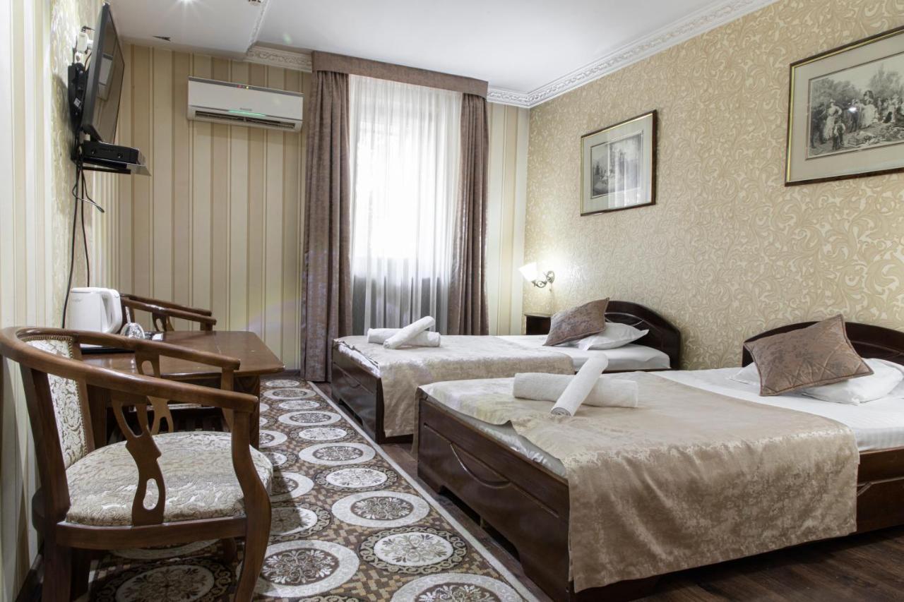 Hotel Nur M Taschkent Exterior foto